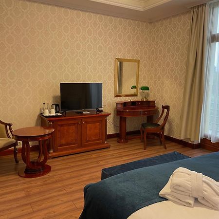 Hotel Golden Palace Göd 외부 사진